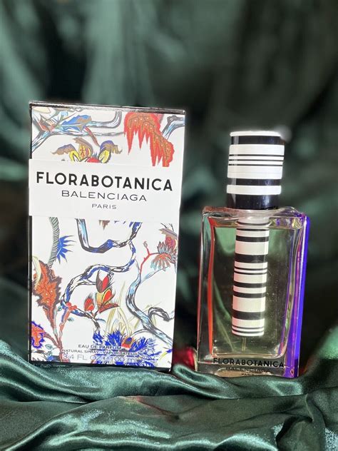 is florabotanica discontinued.